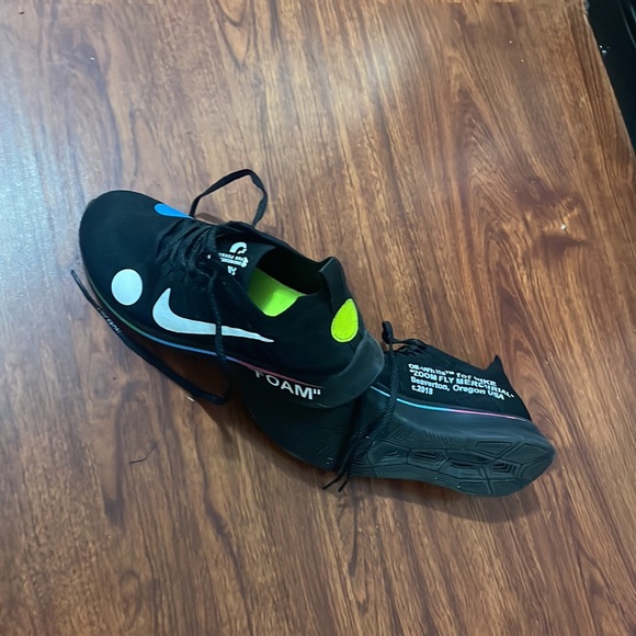 Offwhite running shoes size 9 - Picture 4 of 6